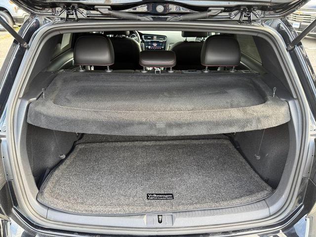 Photo of 2020 Deep Black Pearl Volkswagen Golf GTI
