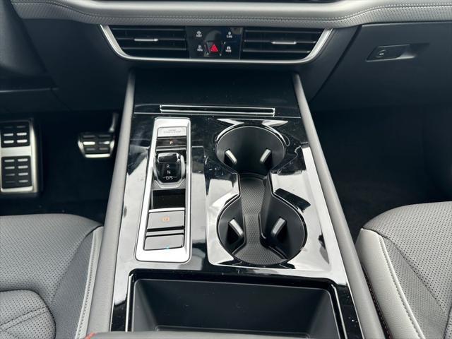 Photo of 2025 Avocado Green Pearl Volkswagen Atlas