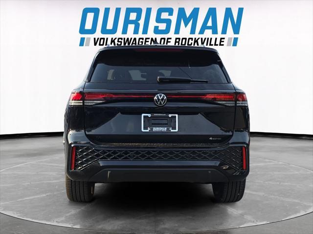 Photo of 2025 Deep Black Pearl Volkswagen Tiguan