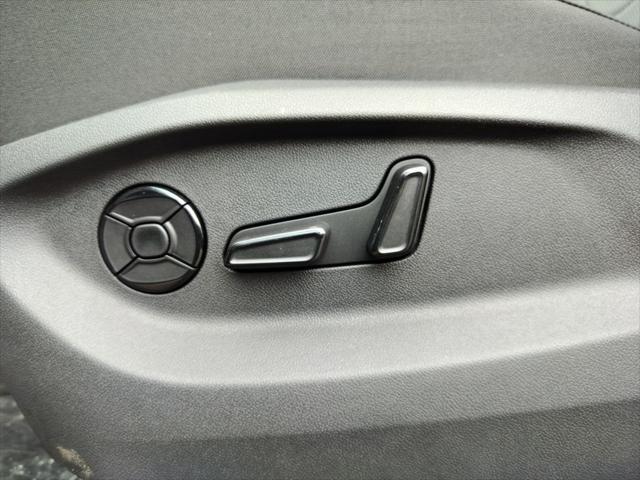 Photo of 2025 Sandstone Volkswagen Tiguan
