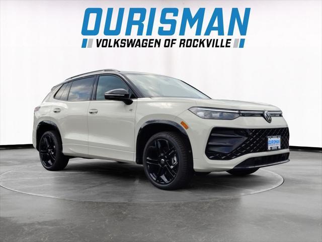 Photo of 2025 Sandstone Volkswagen Tiguan