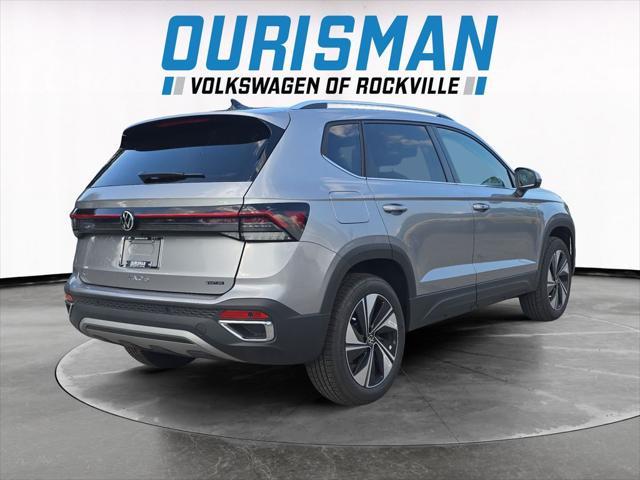 Photo of 2025 Silver Metallic Volkswagen Taos
