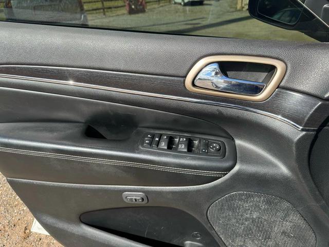 Photo of 2014 Bright White Clearcoat Jeep Grand Cherokee
