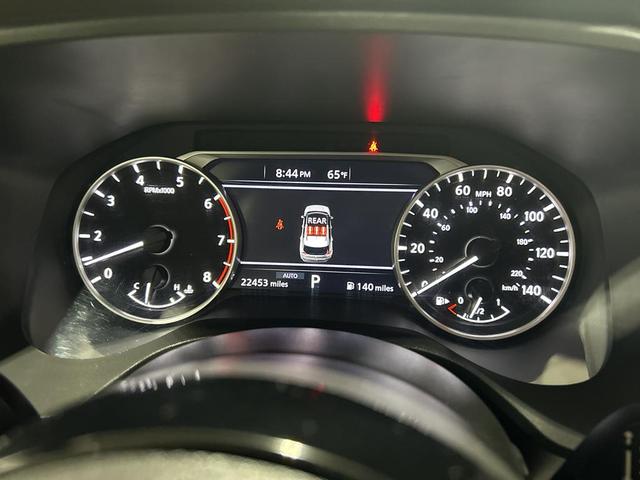 Photo of 2023 Super Black Nissan Rogue