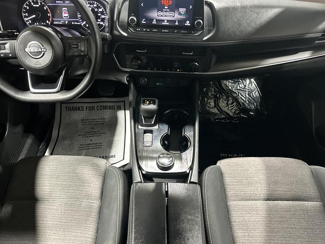 Photo of 2023 Super Black Nissan Rogue