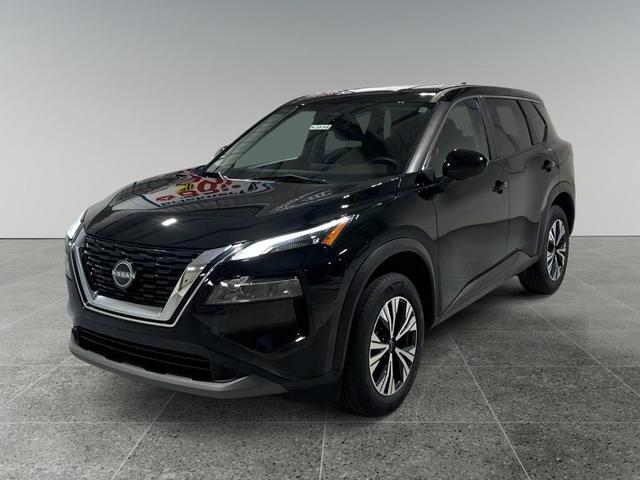 Photo of 2023 Super Black Nissan Rogue
