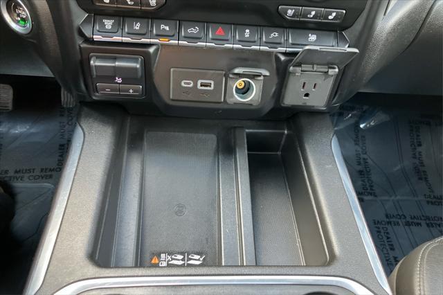 Photo of 2020 Iridescent Pearl Tricoat Chevrolet Silverado 3500
