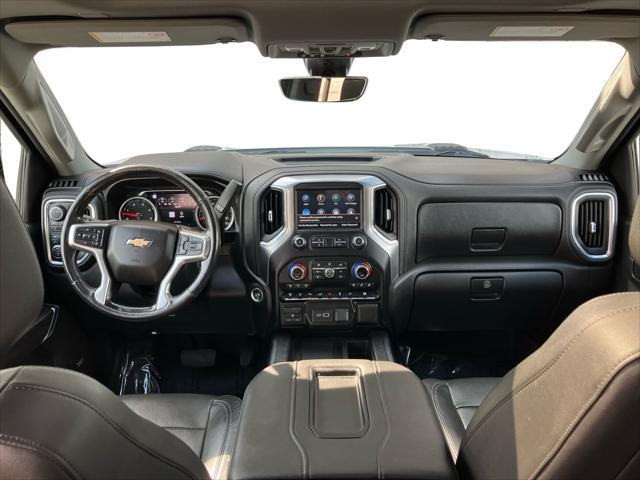 Photo of 2020 Iridescent Pearl Tricoat Chevrolet Silverado 3500