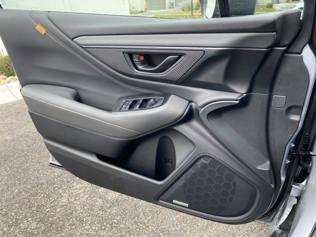 Photo of 2025 Ice Silver Metallic Subaru Outback