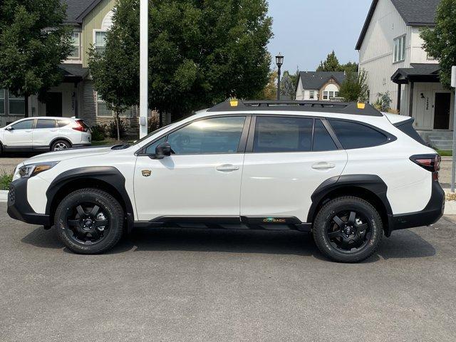 Photo of 2025 Crystal White Pearl Subaru Outback