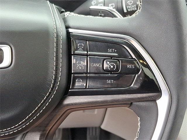 Photo of 2023 Baltic Gray Metallic Clearcoat Jeep Grand Cherokee