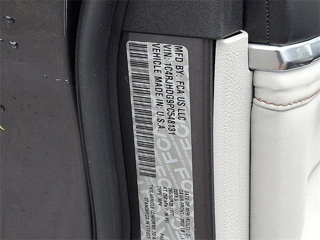 Photo of 2023 Baltic Gray Metallic Clearcoat Jeep Grand Cherokee