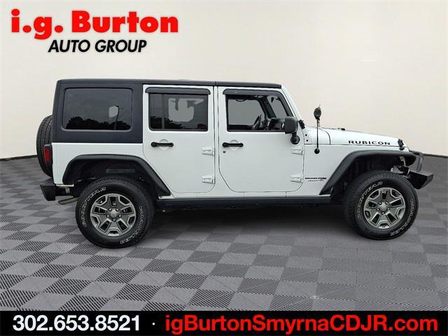 Photo of 2018 Bright White Clearcoat Jeep Wrangler JK Unlimited