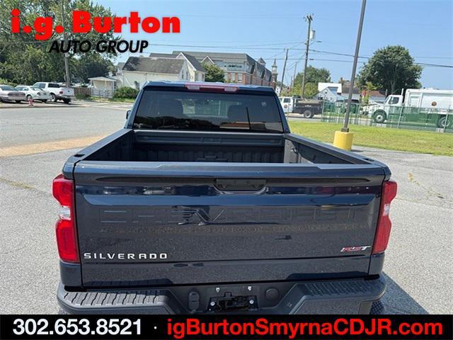 Photo of 2022 Northsky Blue Metallic Chevrolet Silverado 1500