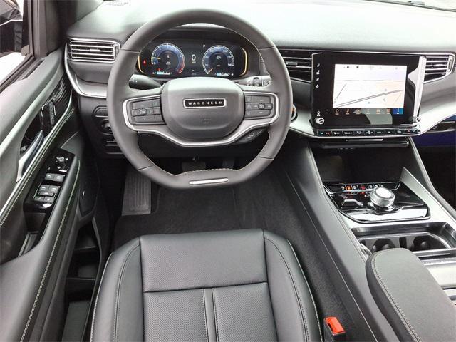 Photo of 2025 Diamond Black Crystal Pearlcoat Jeep Wagoneer