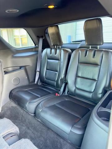 Photo of 2015 Ruby Red Metallic Tinted Clearcoat Ford Explorer