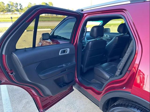 Photo of 2015 Ruby Red Metallic Tinted Clearcoat Ford Explorer