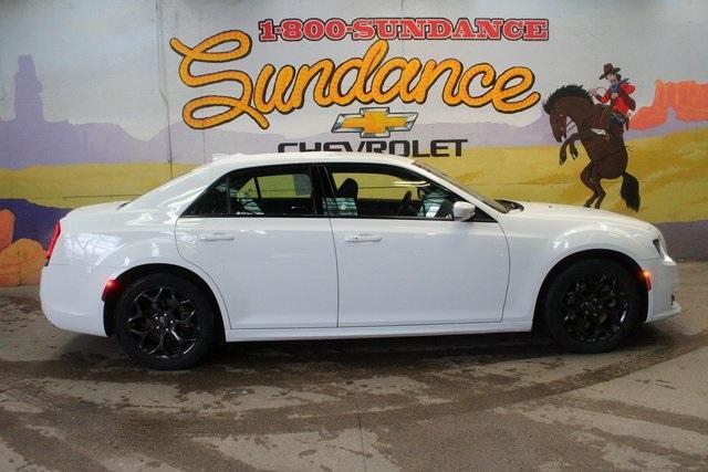 2022 Chrysler 300