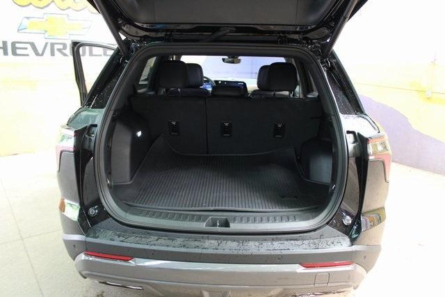 Photo of 2026 Mosaic Black Metallic Chevrolet Equinox