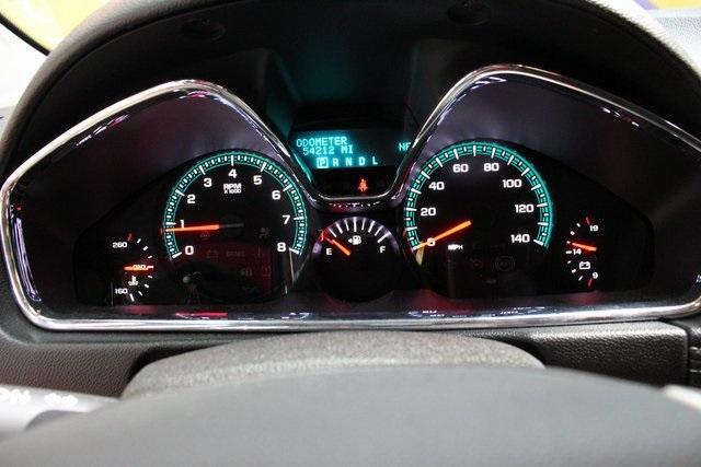 Photo of 2017 Iridescent Pearl Tricoat Chevrolet Traverse