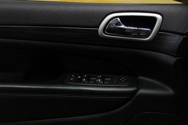 Photo of 2020 Diamond Black Jeep Grand Cherokee