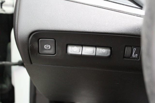 Photo of 2023 White Frost Tri-Coat Buick Enclave