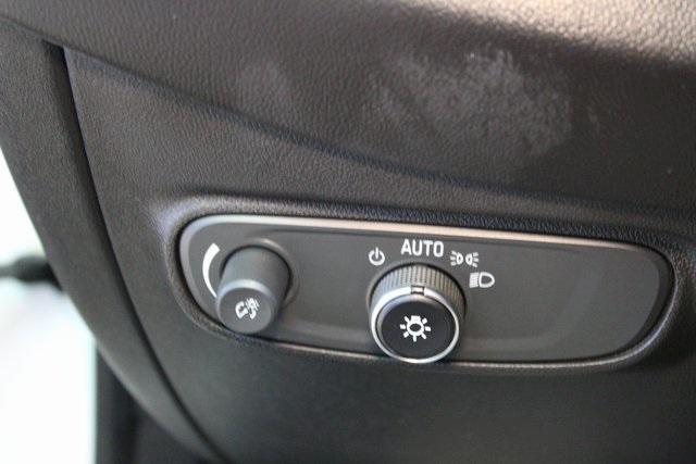 Photo of 2022 Summit White Chevrolet Equinox