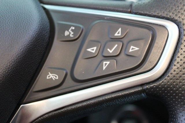 Photo of 2022 Summit White Chevrolet Equinox