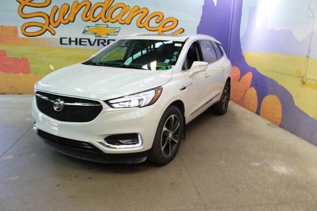 Photo of 2021 White Frost Tri-Coat Buick Enclave