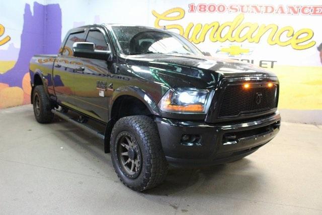 Photo of 2017 Brilliant Black Crystal Pearlcoat RAM 2500