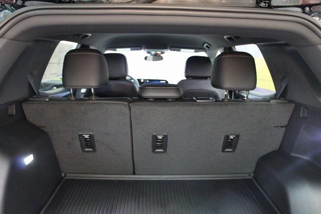 Photo of 2026 Mosaic Black Metallic Chevrolet Equinox