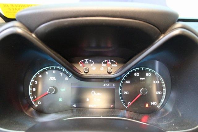 Photo of 2022 Summit White Chevrolet Colorado