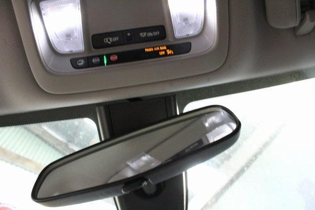 Photo of 2022 Summit White Chevrolet Malibu