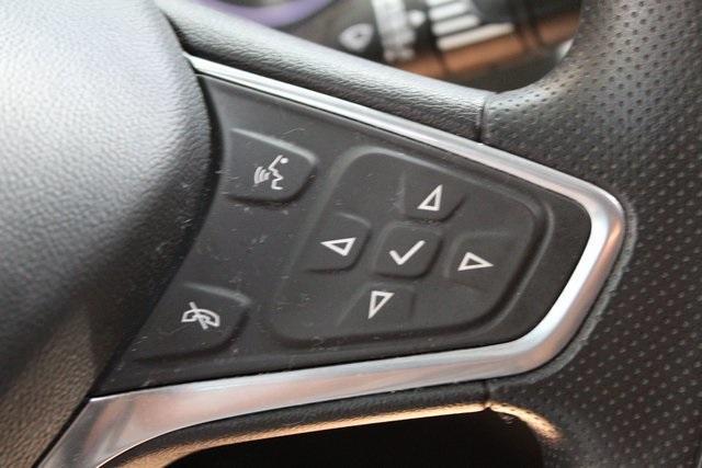 Photo of 2022 Summit White Chevrolet Malibu