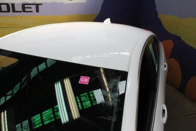 Photo of 2022 Summit White Chevrolet Malibu
