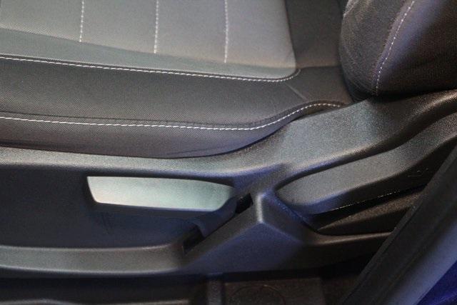 Photo of 2016 Kona Blue Ford C-Max Hybrid