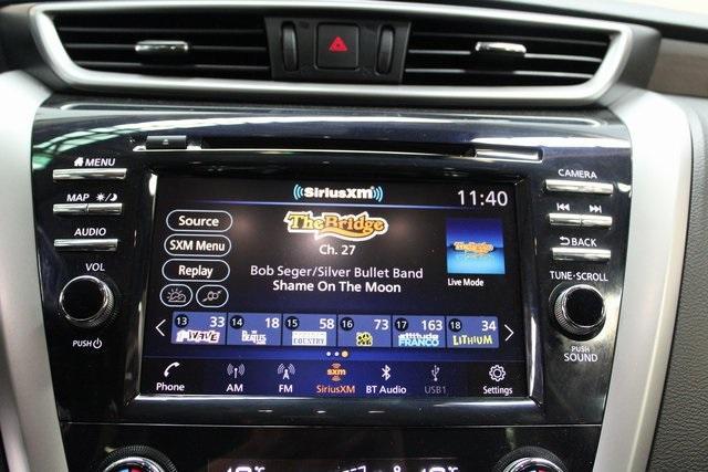 Photo of 2020 Pearl White Tri-Coat Nissan Murano