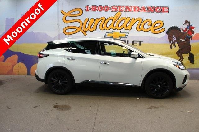Photo of 2020 Pearl White Tri-Coat Nissan Murano