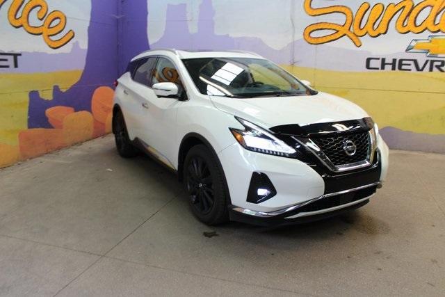 Photo of 2020 Pearl White Tri-Coat Nissan Murano