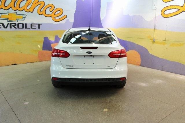 Photo of 2018 Oxford White Ford Focus