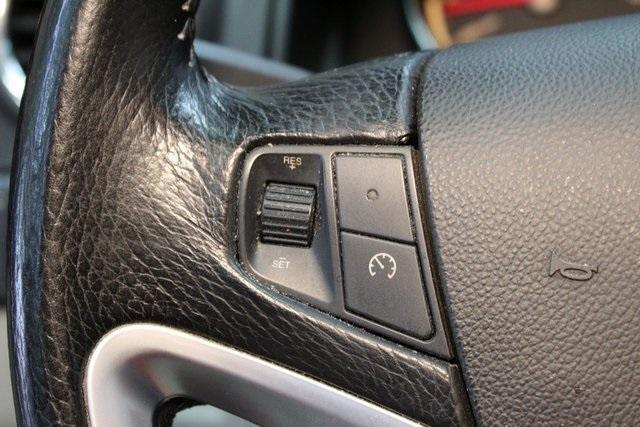 Photo of 2008 Ruby Red Saturn Vue
