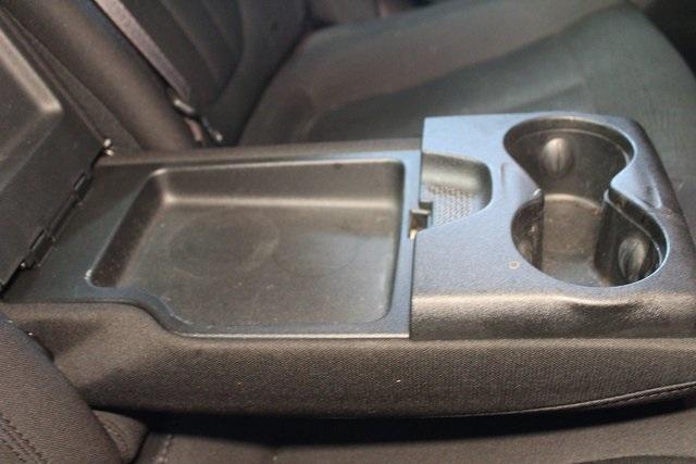 Photo of 2015 Granite Crystal Clearcoat Metallic Chrysler 200