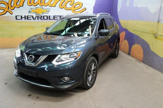 Photo of 2016 Arctic Blue Metallic Nissan Rogue
