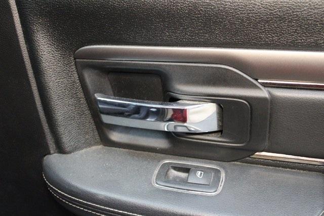 Photo of 2015 Granite Crystal Clearcoat Metallic RAM 1500
