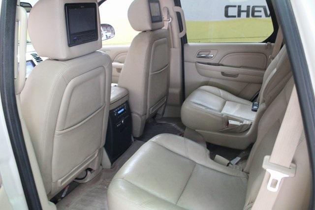 Photo of 2012 White Diamond Tri-Coat Cadillac Escalade