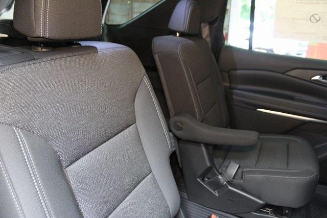 Photo of 2026 Mosaic Black Metallic Chevrolet Traverse