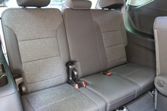Photo of 2026 Mosaic Black Metallic Chevrolet Traverse