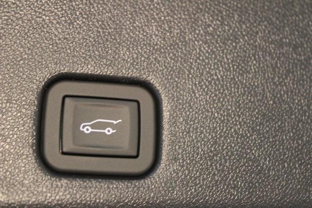Photo of 2026 Mosaic Black Metallic Chevrolet Traverse