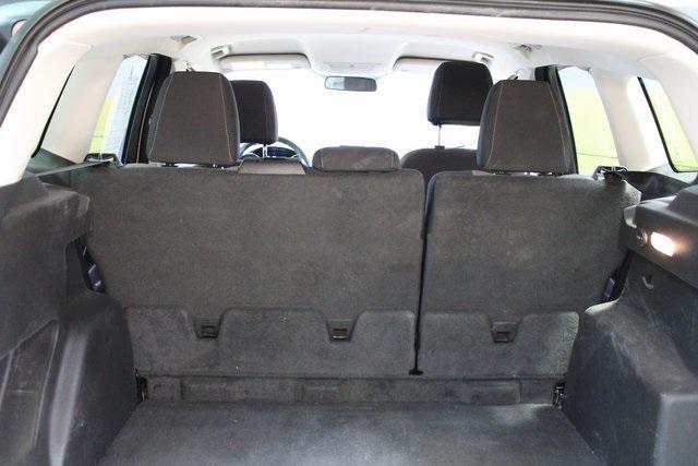 Photo of 2017 Oxford White Ford Escape