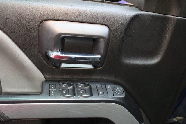 Photo of 2016 Deep Ocean Blue Metallic Chevrolet Silverado 1500